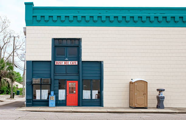 Best Luxury portable toilet rental  in Coalinga, CA